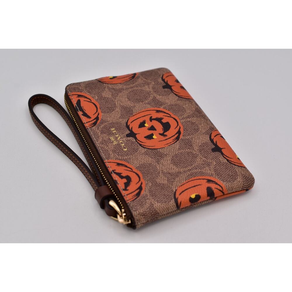 Coach Corner Zip Wristlet In Signature Canvas With Halloween Print Pumpkin NWT - Picture 11 of 16